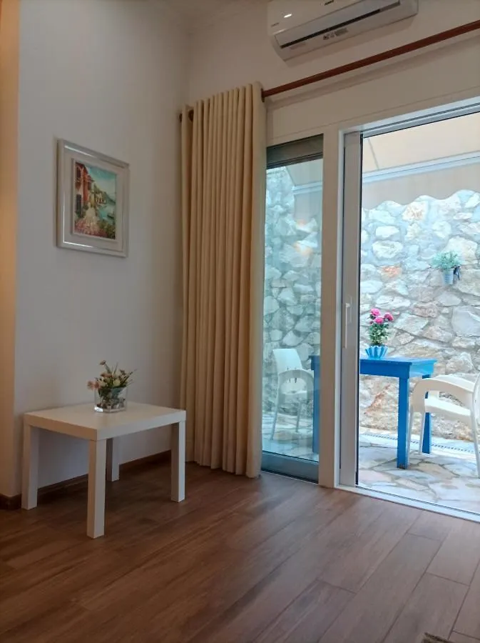 *** Hotel Sofia'S Cozy Rooms Himare Albania