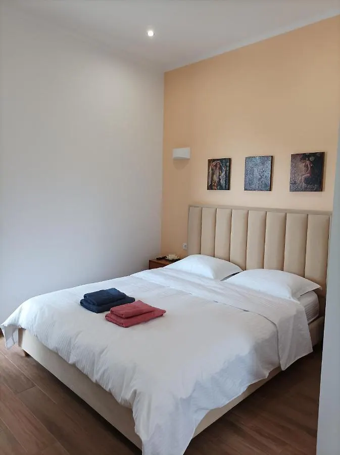 Sofia'S Cozy Rooms Himarë